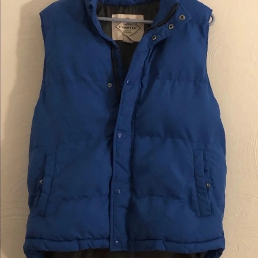 St John’s Bay Vest Mens Size M Blue Full Zip Up Snap up‎ Pockets